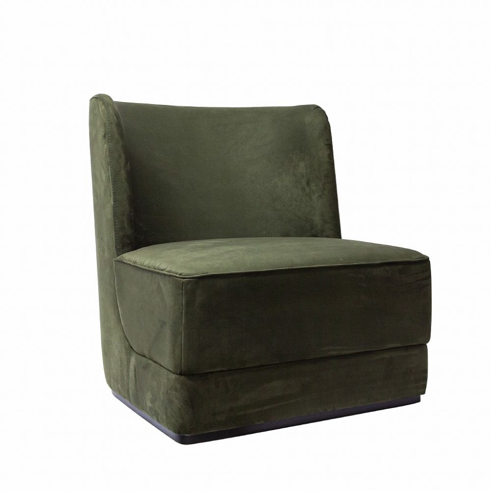 HALE LOUNGECHAIR ON PLATTFORM & CHALLENGER FABRIC